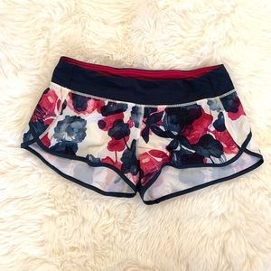 Lululemon shorts size 8